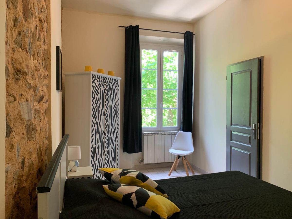 Le Chateau Des Anglades Hyeres Exterior photo