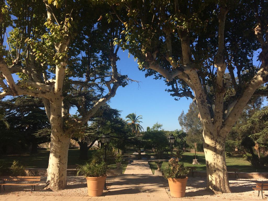 Le Chateau Des Anglades Hyeres Exterior photo